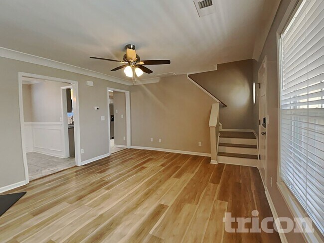 Building Photo - 1166 Waterlyn Dr