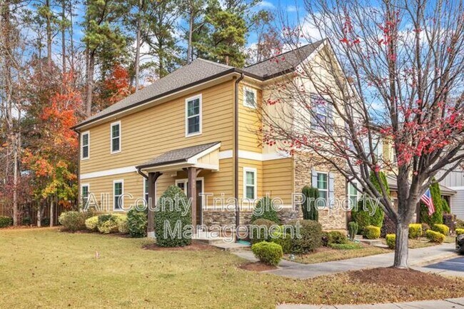 Foto del edificio - 698 Wickham Ridge Rd