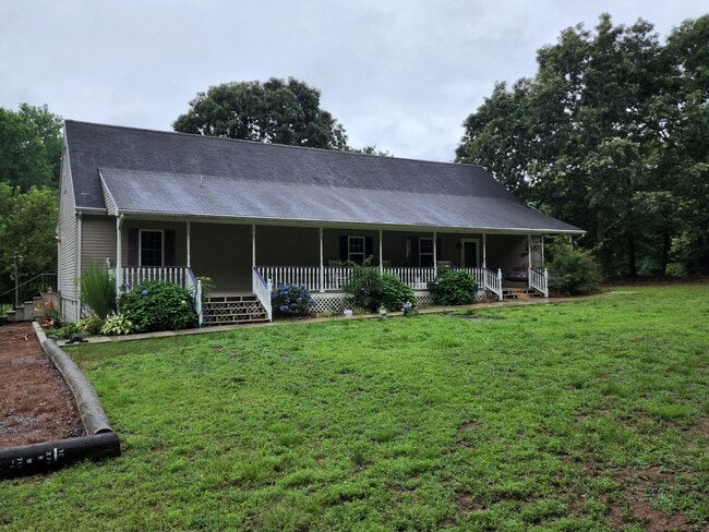 Building Photo - 7850 Baptist Church Rd