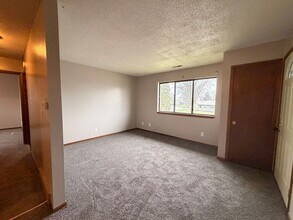 Building Photo - 2728 4th Ave N