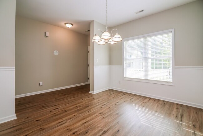 Building Photo - 1250 Braemar Highland Dr