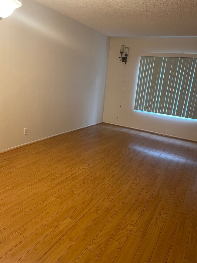 Foto del edificio - 524 N Maryland Ave