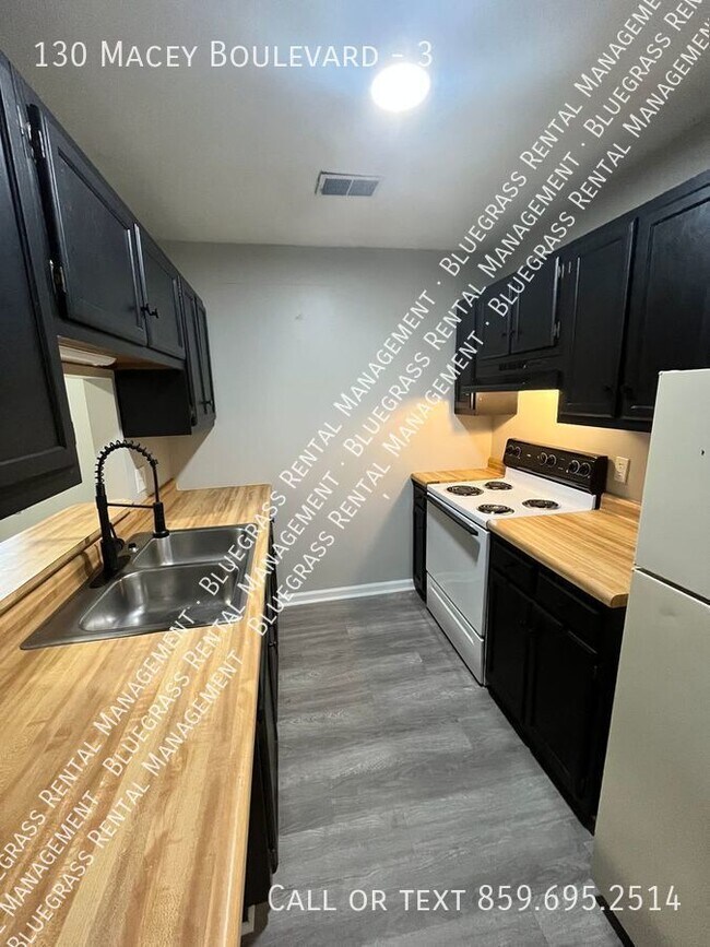 Foto del edificio - Newly Renovated Spacious 2 Bed 1.5 Bath in...