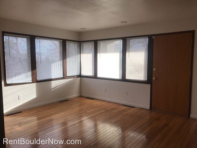 Building Photo - 1320 Bluebell Ave