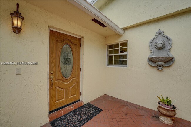 Building Photo - 2403 SW 58th Manor