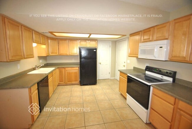 Foto del edificio - 705 N Pine St