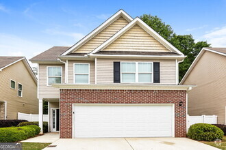 Building Photo - 526 Hill Crest Cir