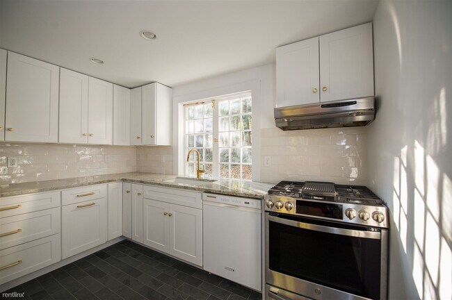 Building Photo - 1 br, 1 bath House - 58 Huckleberry Hill R...