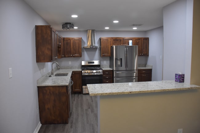 Building Photo - 8318 Grey Knoll Dr