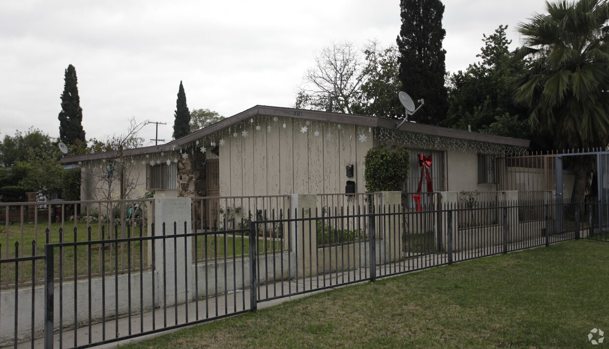 Foto principal - Parkside Apartment Homes