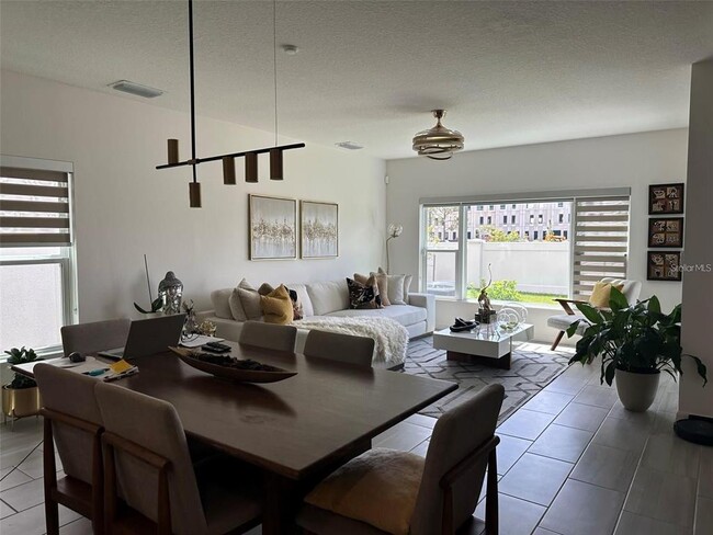 Foto del edificio - 1289 Wispy Cypress Dr