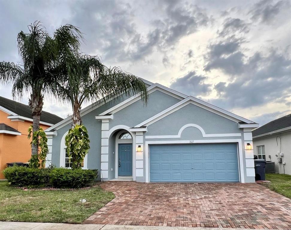 Foto principal - 207 Vizcay Way