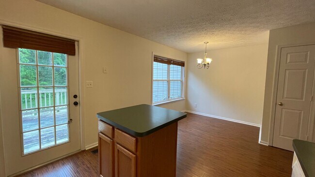 Foto del edificio - 4 Bed Townhome in South Stafford