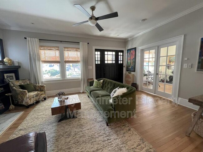 Foto del edificio - 1008 North Avenue NE