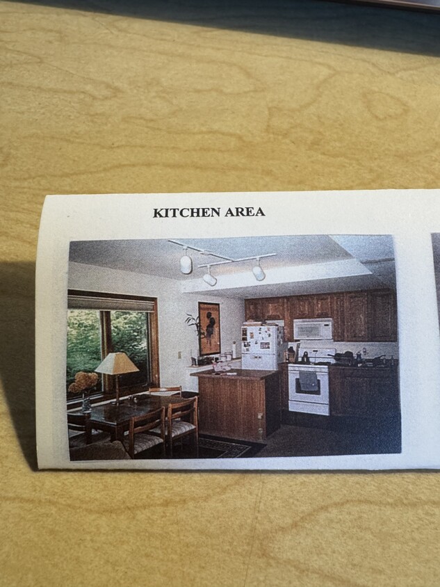 Kitchen - 2032 Flag Ave S