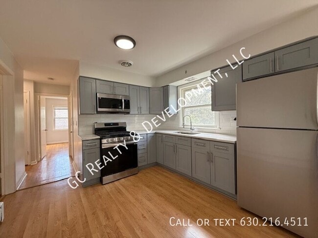 Foto del edificio - 2701 N Sayre Ave