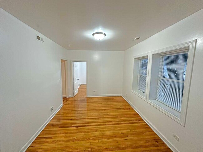 Foto del edificio - 5145 W Ferdinand St