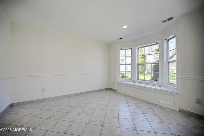 Foto del edificio - 214 Paddington Ct