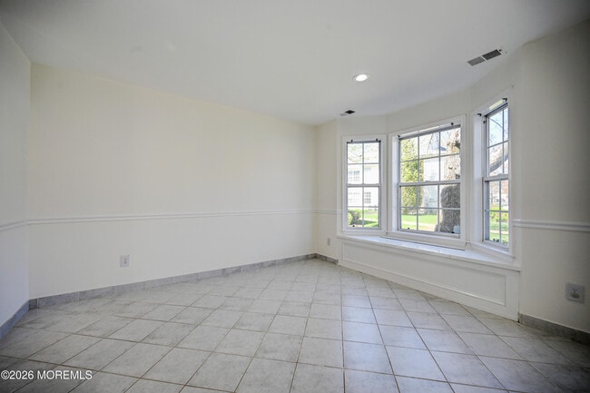 Building Photo - 214 Paddington Ct