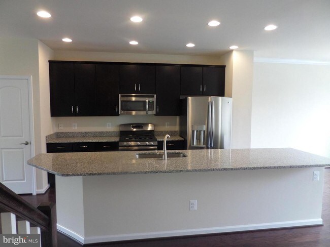 Building Photo - 43348 Polenta Terrace