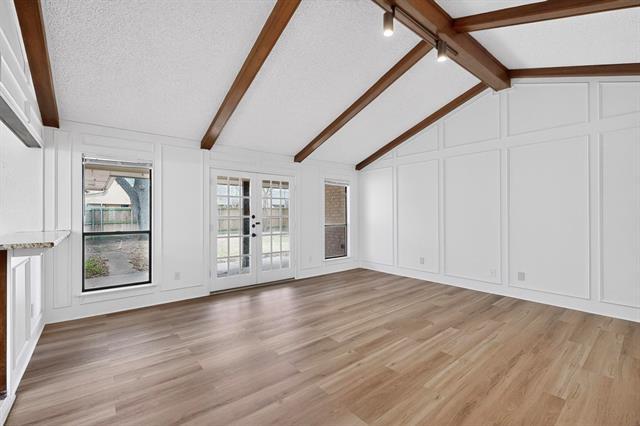 Building Photo - 1910 Glen Hill Dr