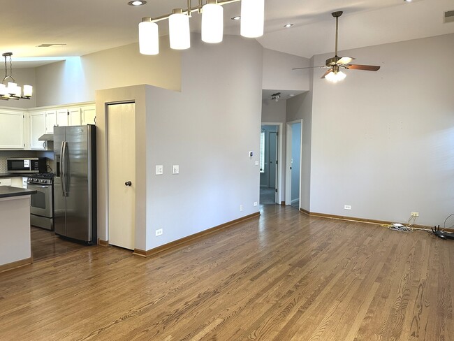 Building Photo - 809 Spring Creek Ct