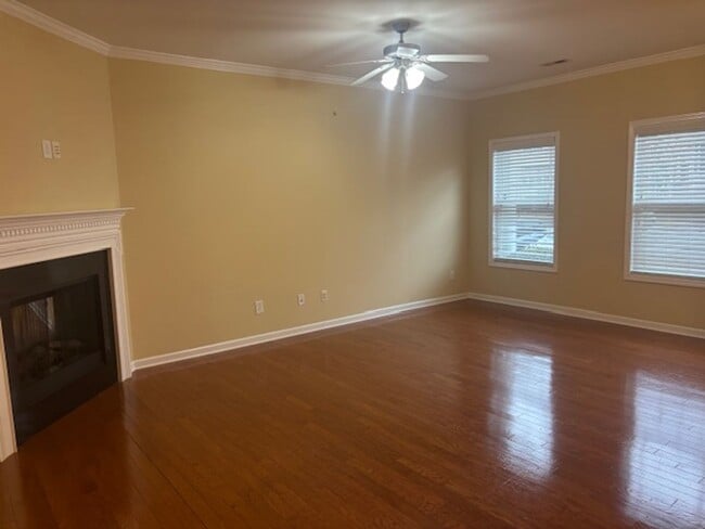 Building Photo - 705 Keystone Park Dr