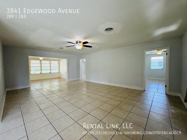 Foto del edificio - 3841 Edgewood Avenue