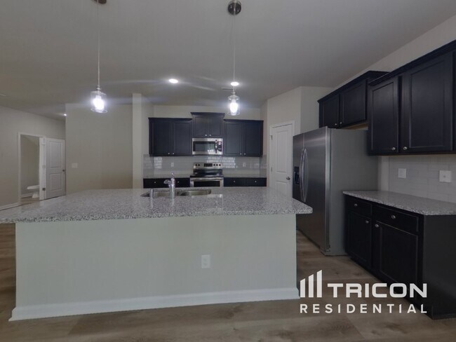 Foto del edificio - 213 Spring Knoll Dr