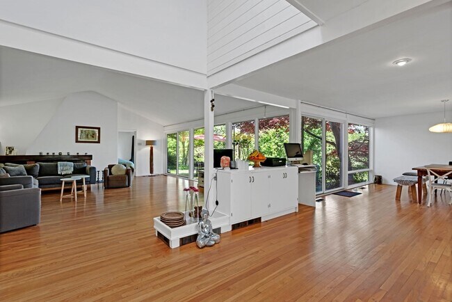 Foto del edificio - 87 Pleasant St