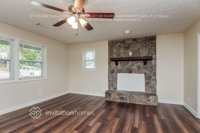 Foto del edificio - 609 Upland Ridge Dr NW