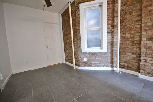 Building Photo - 175 Delancey St