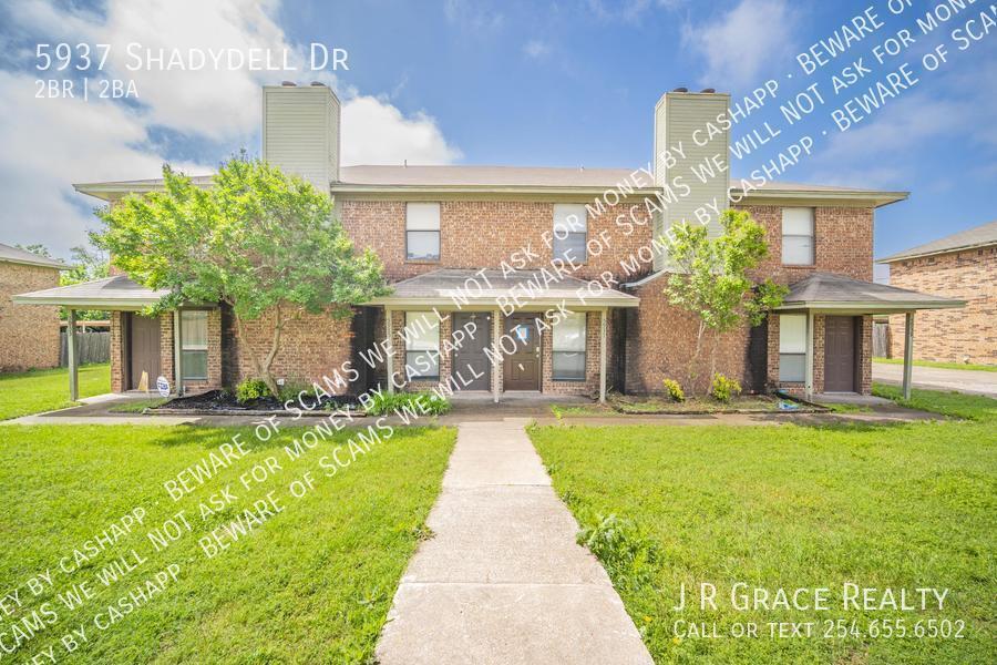 5937 Shadydell Dr, Fort Worth, TX 76135 Room for Rent in Fort Worth