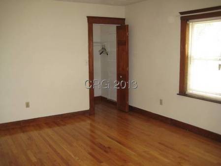 Building Photo - 74 Olcott St