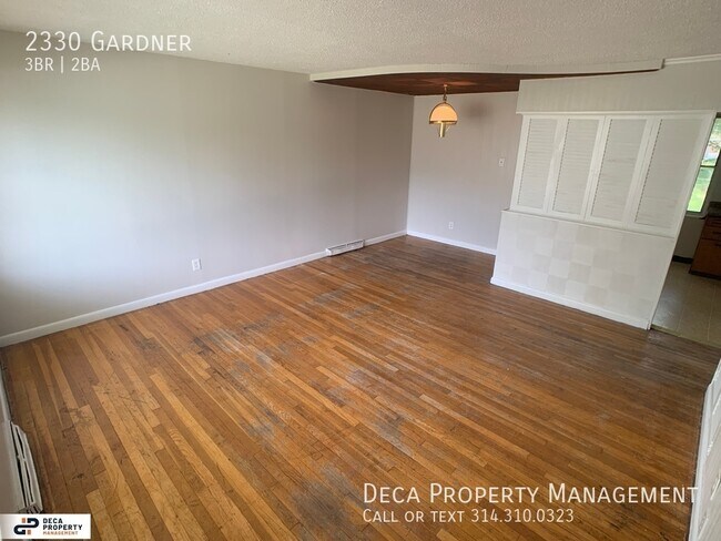 Building Photo - 3 Bedroom House