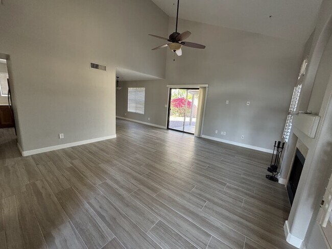 Foto del edificio - North Scottsdale 3br