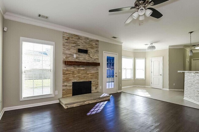 Foto del edificio - 2671 Sedgeview Ln NE