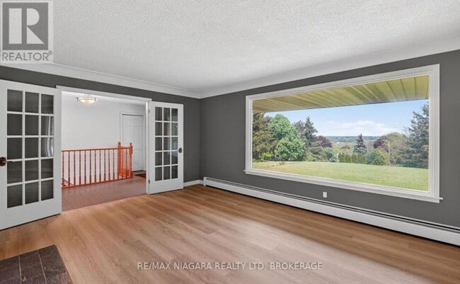 Building Photo - 12 Sheppard Crescent