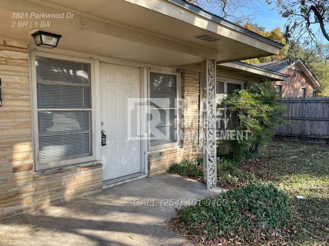 Primary Photo - Charming 2/1 bedroom home ready for you to...