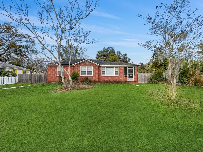 Foto principal - 5709 Milmar Dr S