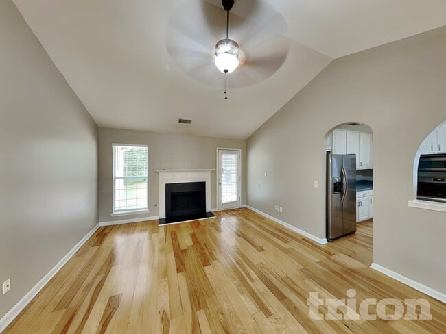 Building Photo - 708 Percevil Point