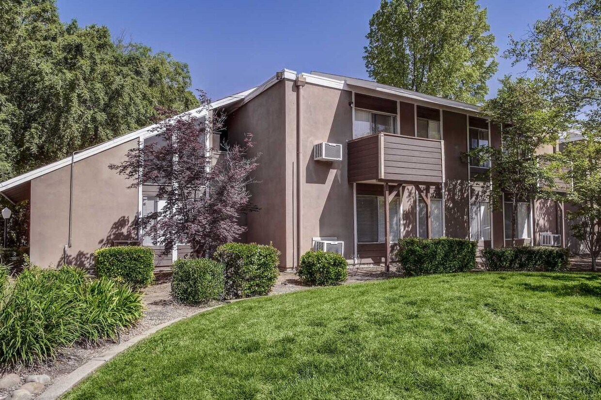 Foto principal - Creekside Apartments