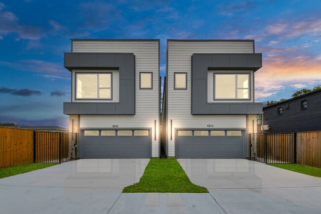 Building Photo - 6816 Del Rio St