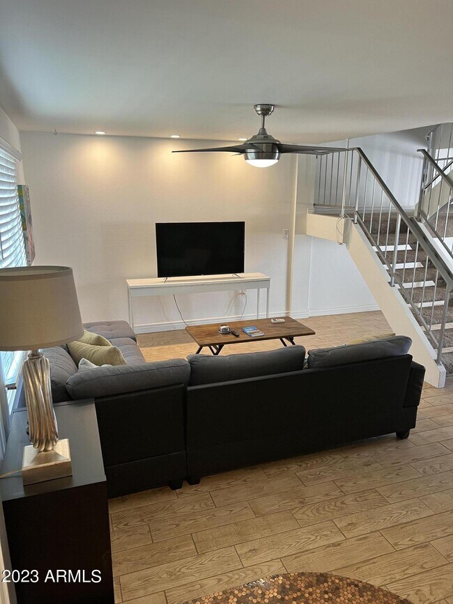 Foto del edificio - 5060 N 83rd St