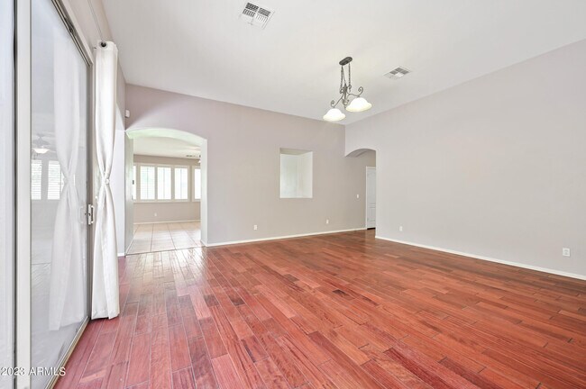 Foto del edificio - 337 West Swan Drive