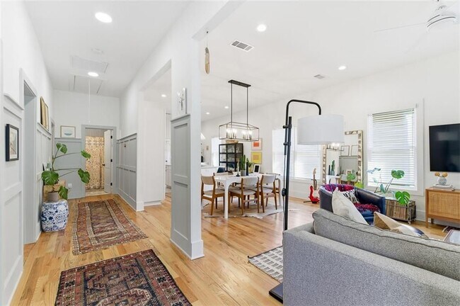 Foto del edificio - 1030 Kirkwood Ave SE