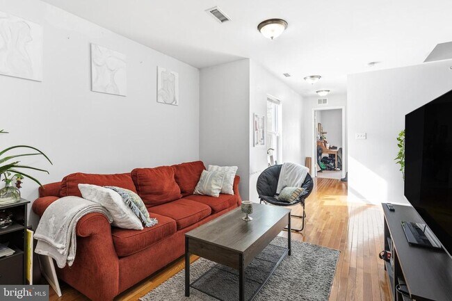Foto del edificio - 2024 N Carlisle St