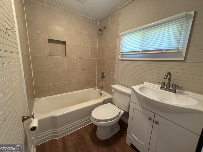 Foto del edificio - 28 Quarry St