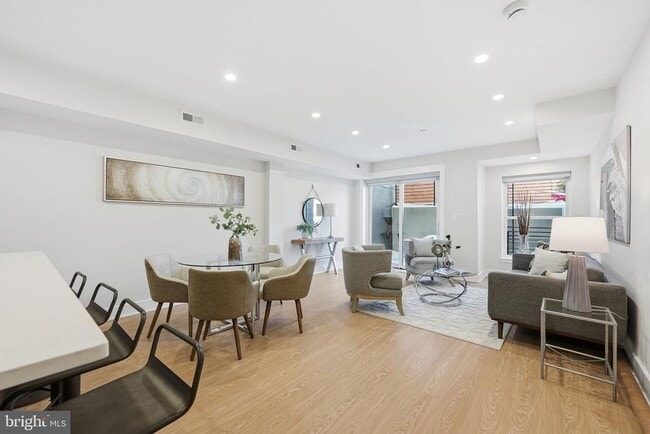 Building Photo - 2134 Wisconsin Ave NW