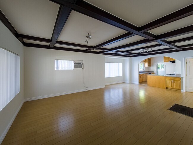 Foto del edificio - 126 E Garfield Ave